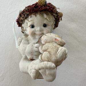 Dreamsicles “Bunny” Figurine DC055 by Cast Art 1994 Cherub Angel Holding Rabbit